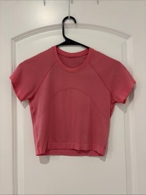 lululemon athletica Rose Short Sleeve Crop Performance Top
